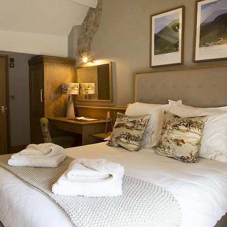 The Queen'S Head Hotel Troutbeck  Экстерьер фото