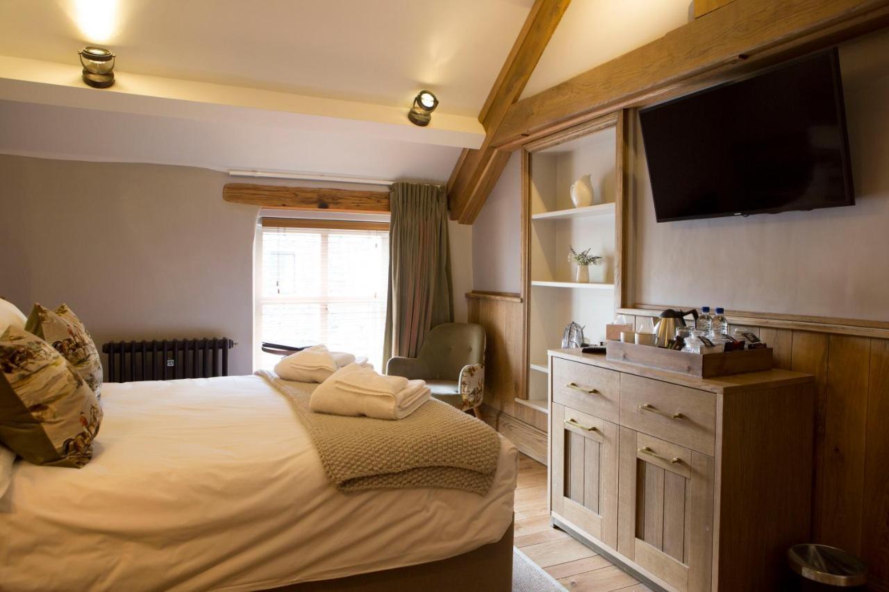 The Queen'S Head Hotel Troutbeck  Экстерьер фото